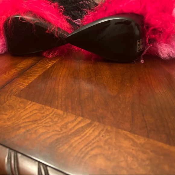 Red and Black Fluffy Feathered Booties - Picture 5 of 6